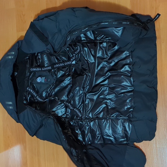 BLACK CANADA GOOSE HyBridge Coat - Picture 6 of 9